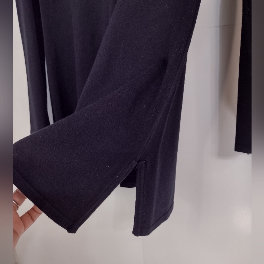 Black long blouse - Picture 4 of 11